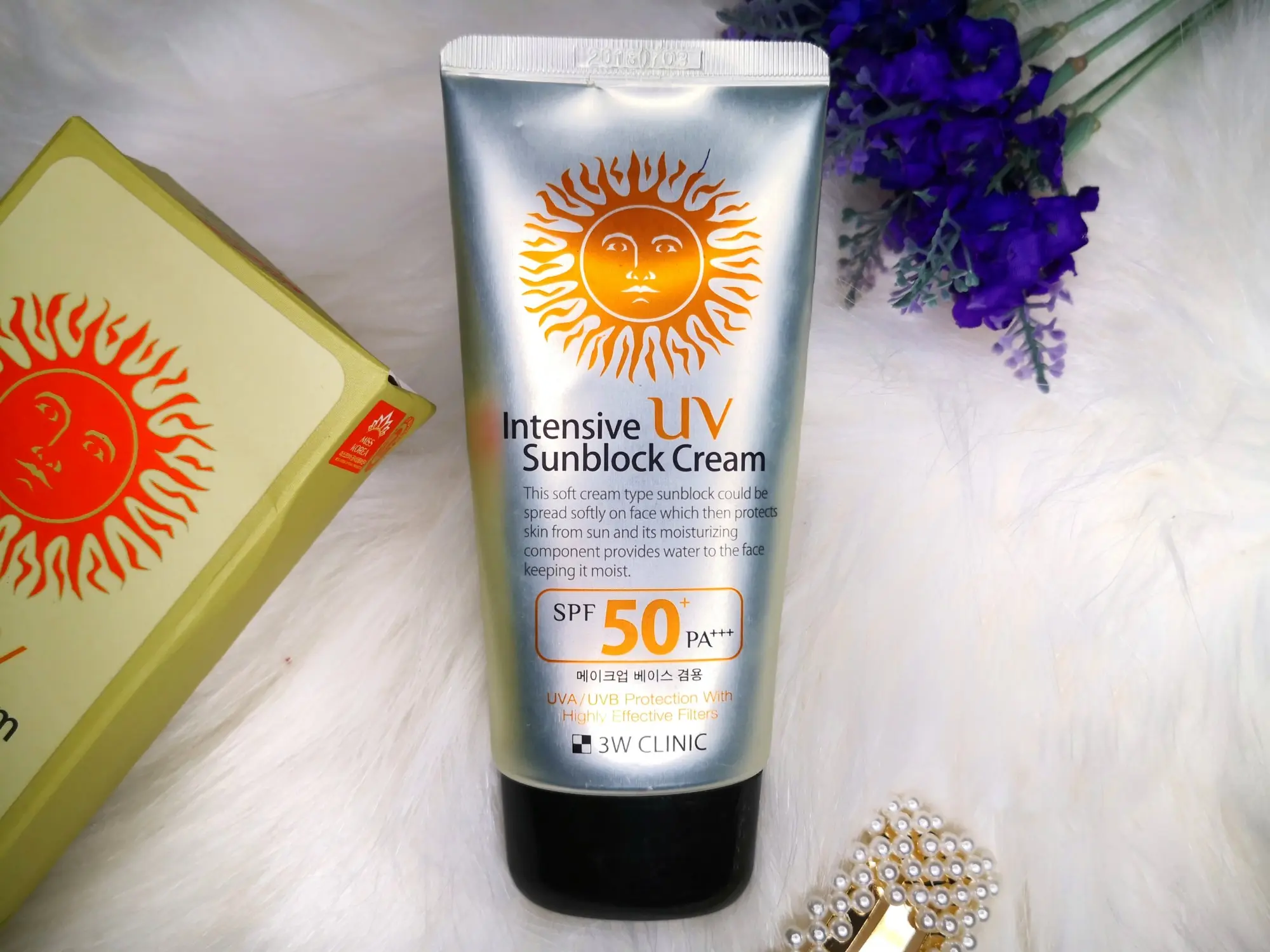 Intensive UV Sunblock Cream SPF50 PA+++